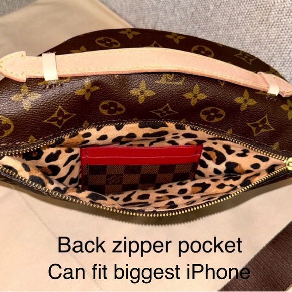 ❌ SOLD ❌ Monogram Bumbag Waist bag - Picture 7 of 15